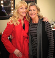 Olivia Newton-John and Liona Boyd photo article