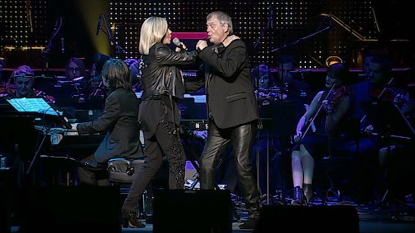 Olivia Newton-John in Two Strong Hearts Live DVD