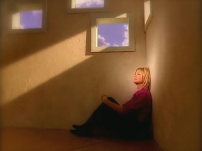 Olivia Newton-John screenshot