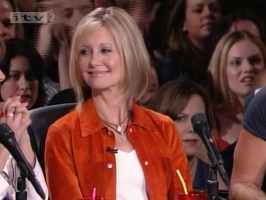 Olivia Newton-John on American Idol