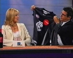 screenshot Olivia Newton-John Footy Show 2003