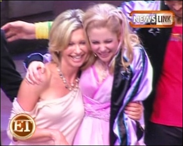 Olivia Newton-John on Entertainment Tonight Xanadu on Broadway 2007