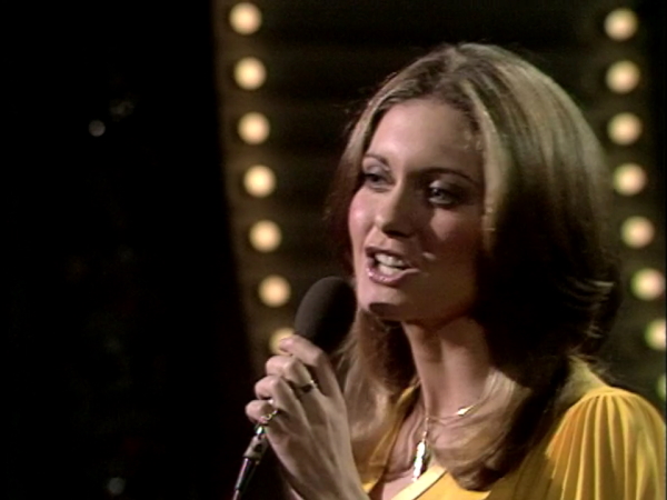 Olivia Newton-John on Harry Secombe TV show November 1972