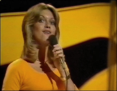 Olivia Newton-John, Sez Les Dawson 1973