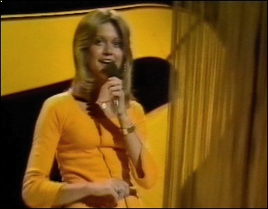 Olivia Newton-John, Sez Les Dawson 1973