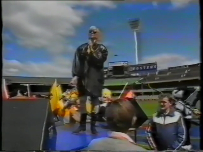 Olivia Newton-John at VFL 1986