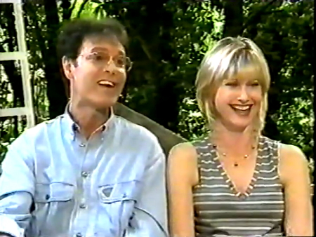 Olivia Newton-John and Cliff Richard on Holmes 1998